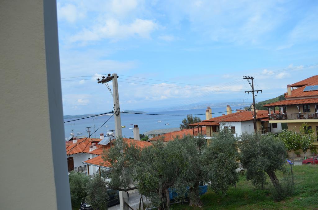 Emmeleia Accommodation By Maria Riga Ouranoupoli Exterior photo